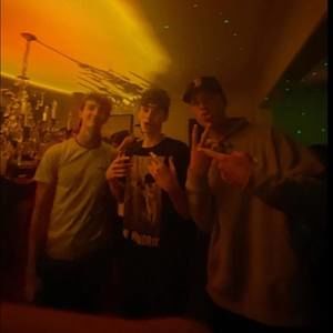 Meet your Posher, Wesley